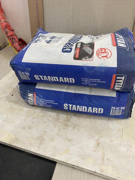 Продам клей Титан