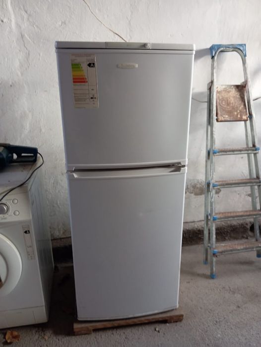 Холодильник бирюса