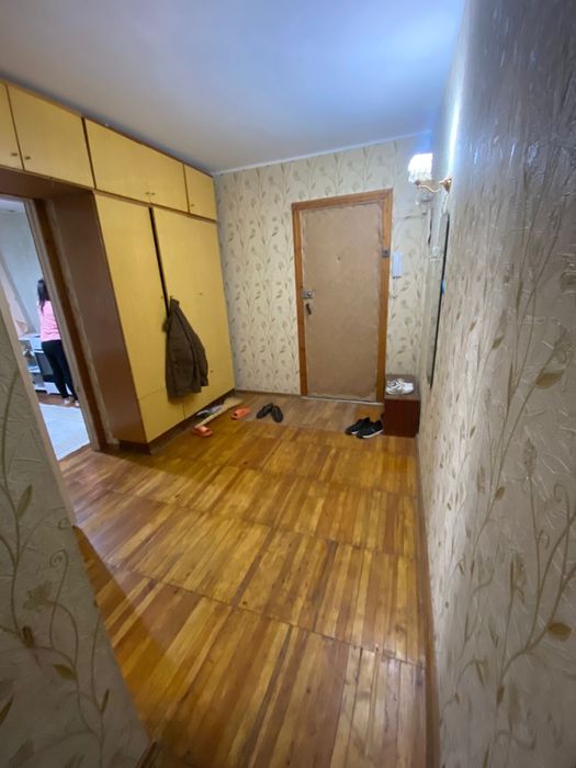 Сдам 2 ком квартиру