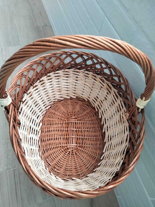 Vand cos traditional