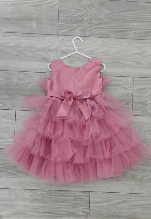 Rochite tul elegante 5 ani si 7-8 ani