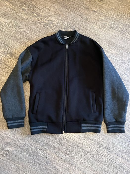 Бомбер утепленный на мальчика ( можно в школу)