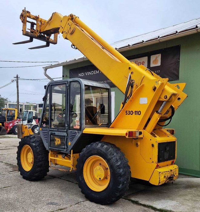 Incarator frontal telescopic JCB 530-110