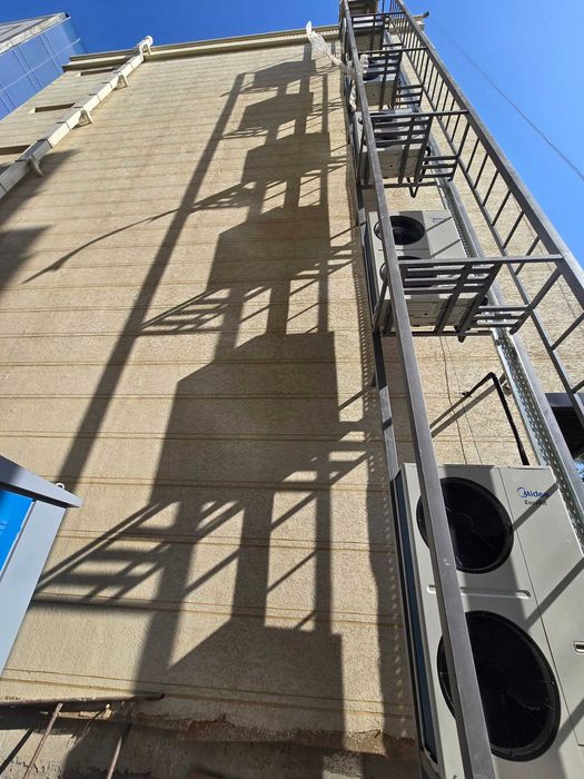 Продается 6-этажное здание под офисы, ориентир Аэропорт дома Newport