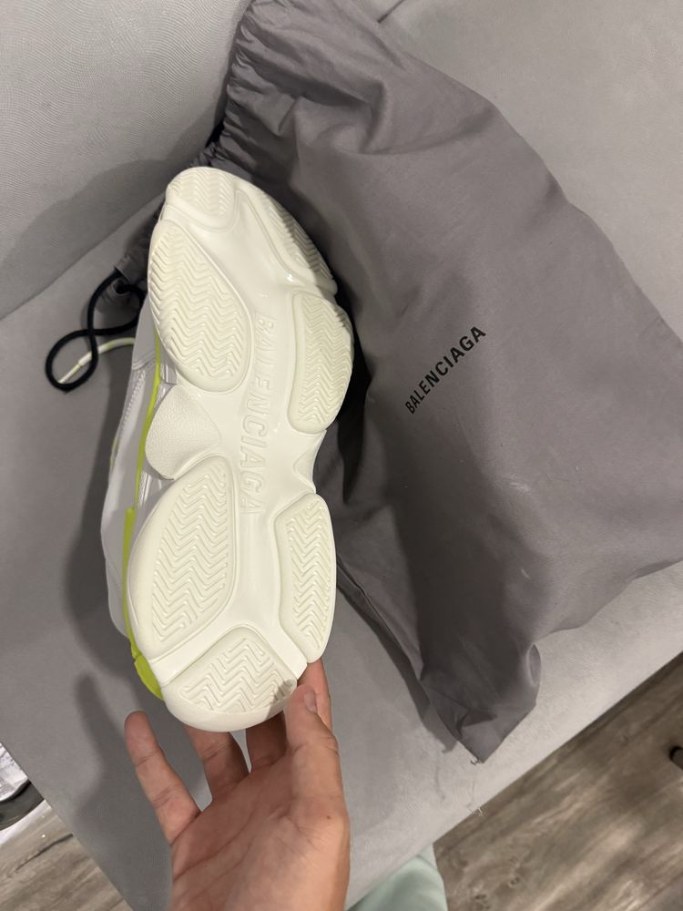 Balenciaga Triple S