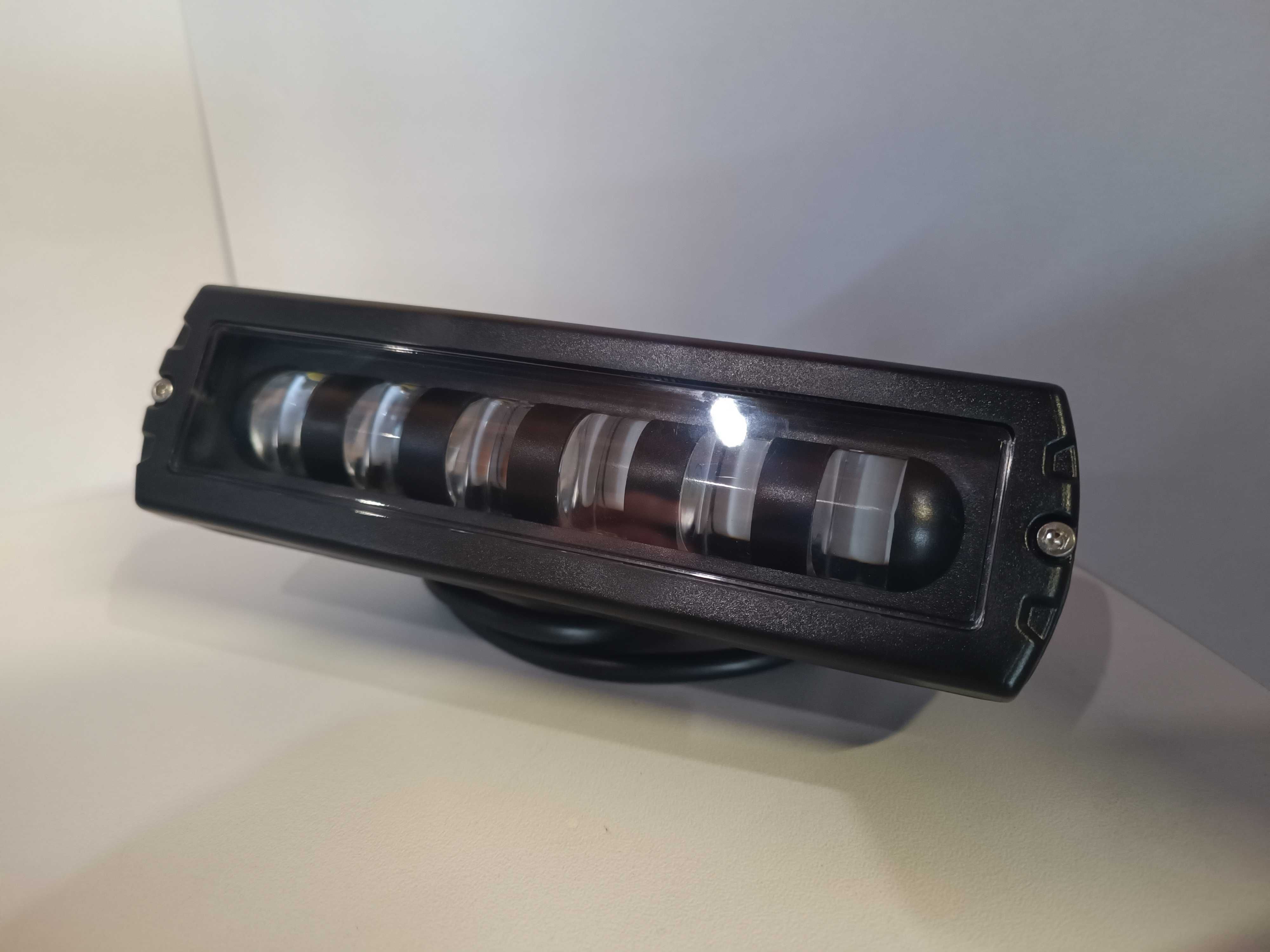 LED прожектор за коли мотоциклет SUV