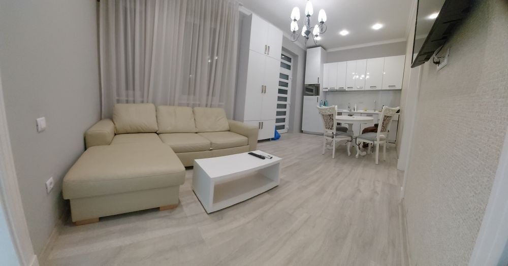 Apartament chic 3 camere in curte comuna, ultracentral