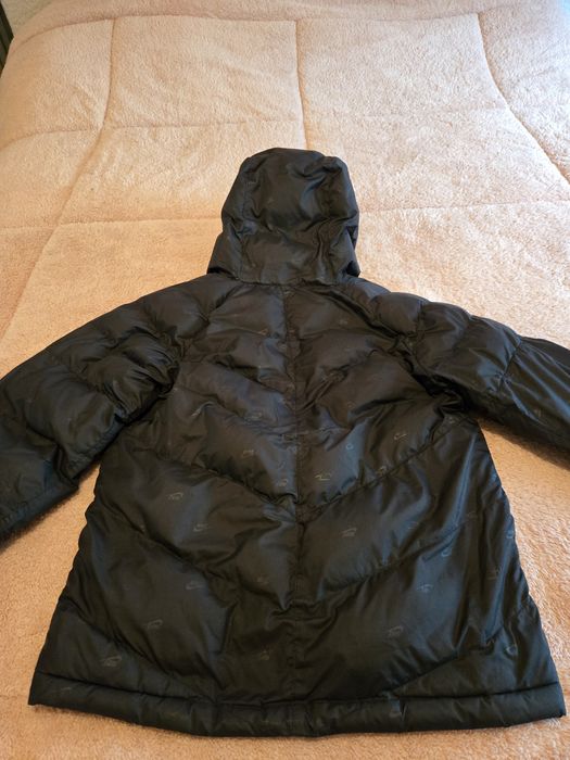 Детско юношеско яке Nike