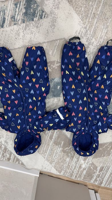 Продается зимние комбинезоны