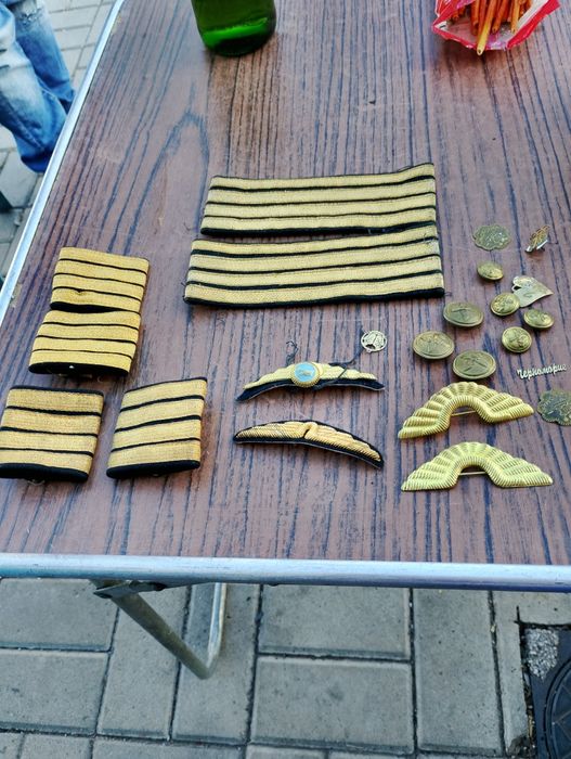 Пагони ретро пилотски и копчета