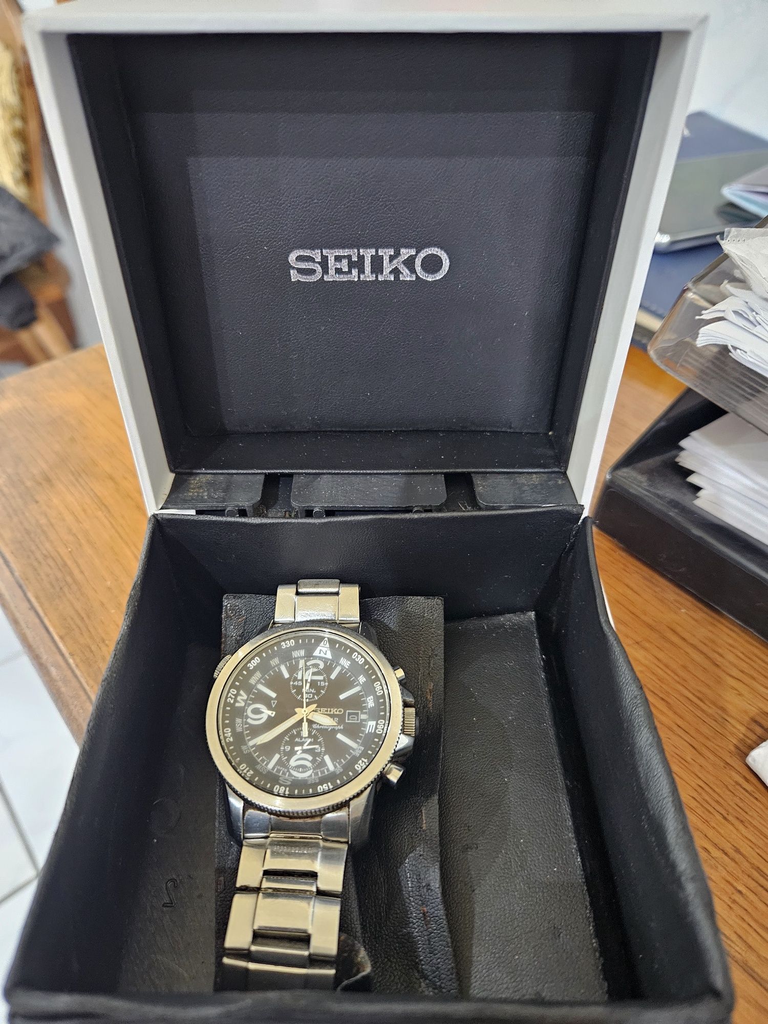 Ceas solar Seiko