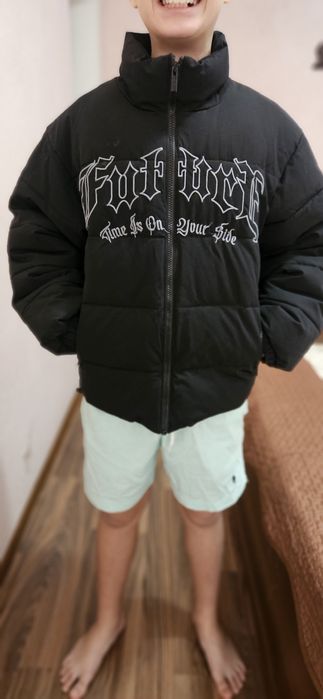 Продам куртку на подростка, укороченная модная рост 158-160