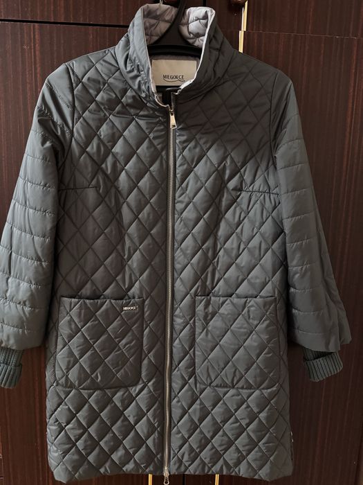 Куртка весна-осень за 25000 тенге новая 48 размер