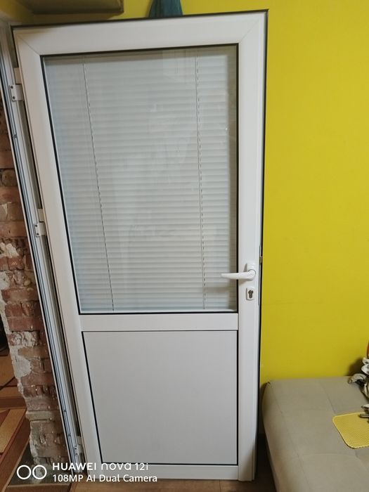 ПВЦ ВРАТИ за кухня и баня 193/90 кухна за баня е 173/62