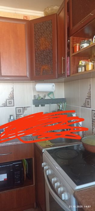 Продам кухню угловую бу