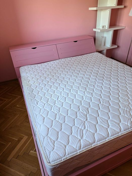 Голяма разпродажба на почти нови мебели