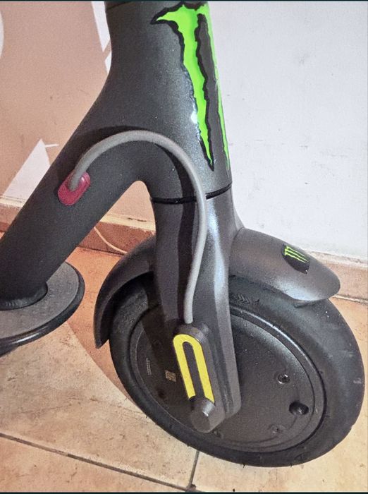 Електрическа тротинетка Xiaomi m365