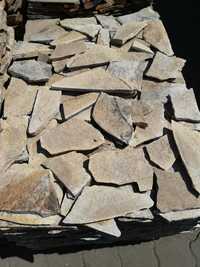 Lichidare stoc piatra naturala poligonala
