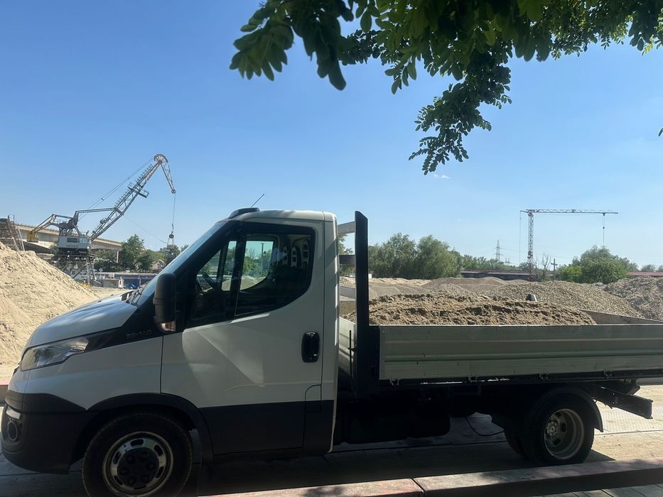 Transport cu basculantă 3.5 tone Iveco – nisip, balast, pământ, mobilă