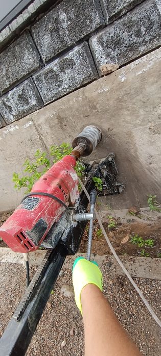 Не дорого, Алмазное бурение и резка бетона,вытяжка,газ,вода канализаци