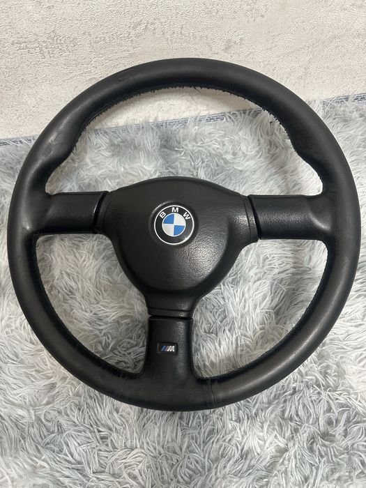 Руль М тех 2 на БМВ Е34