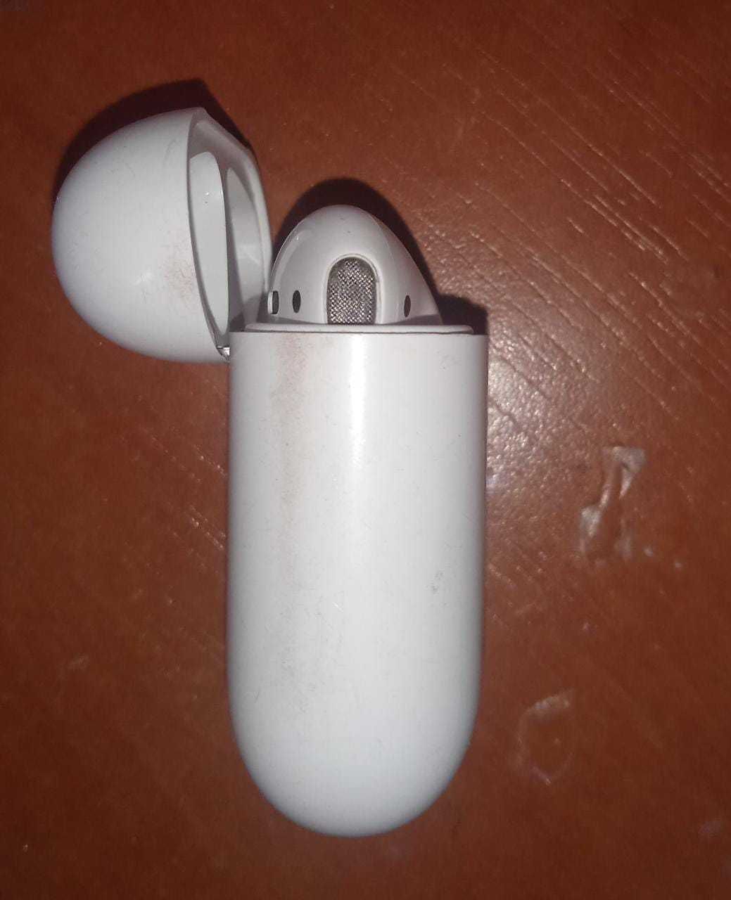 Apple Airpods 1  Оригинал