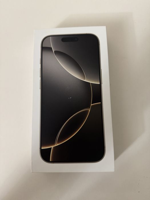 новый айфон 16про,не раскрытый,упакованный