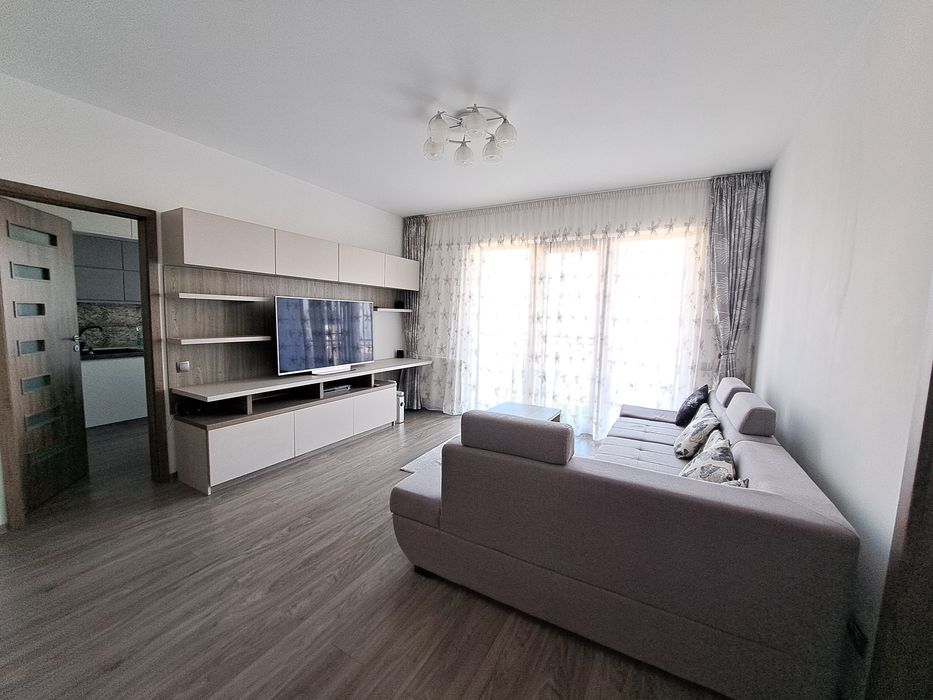 Inchiriez ap cu 2 camere si parcare subterana zona Europa