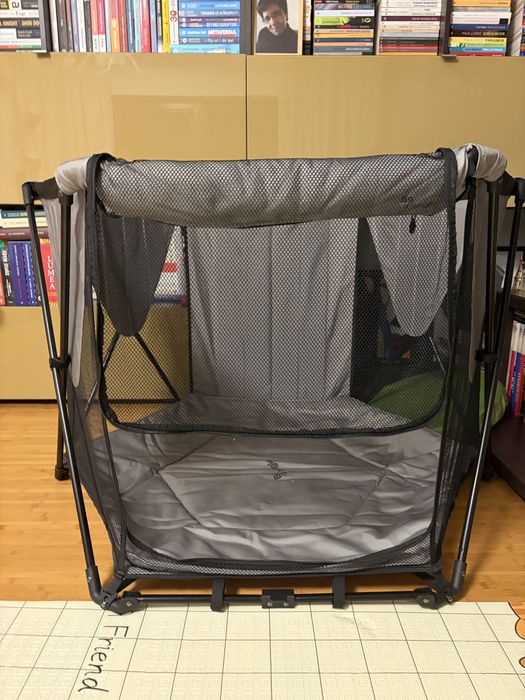 Tarc de joaca hexagonal