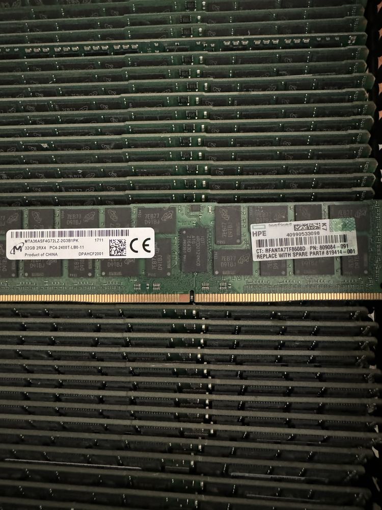 Продавам сървърна памет RAM 8GB до 32gb DDR4-R 2400/2133.