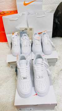 Adidasi AirForce 1 Premium Low White Universali