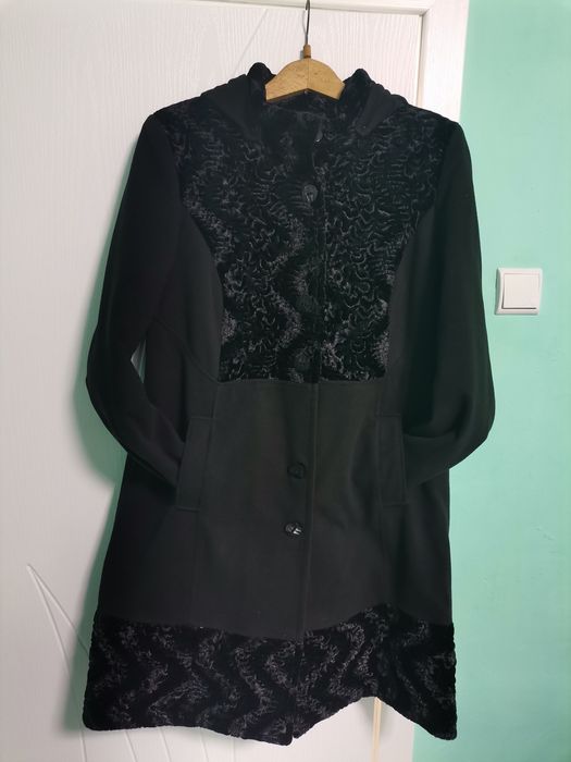 Ново, стилно дамско палто