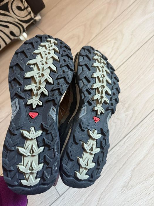 Salomon marime 40
