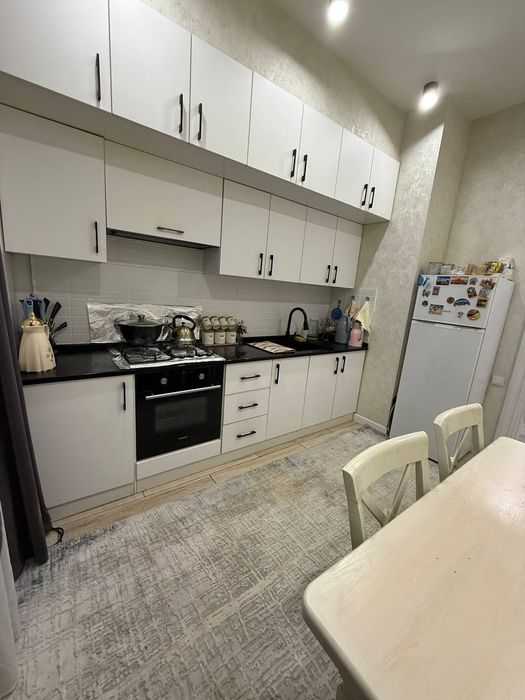 Продаю квартиру в новостройке в районе Шайхантахур