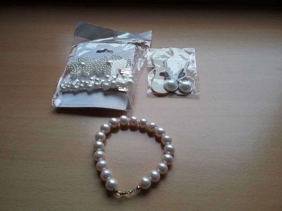 Vând Set Mireasă  Noi