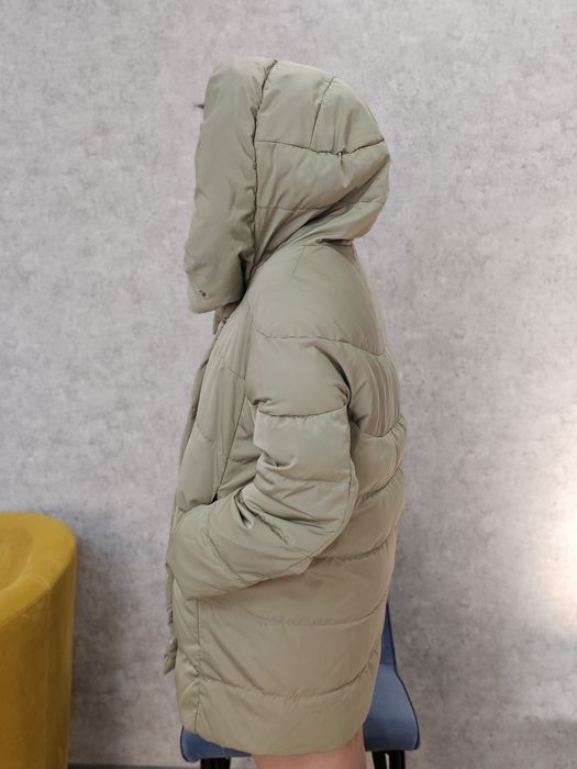 Продается куртка Mango оливкового цвета