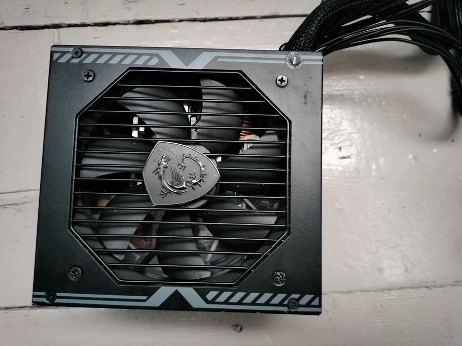 Sursa calculator MSI Mag 650W