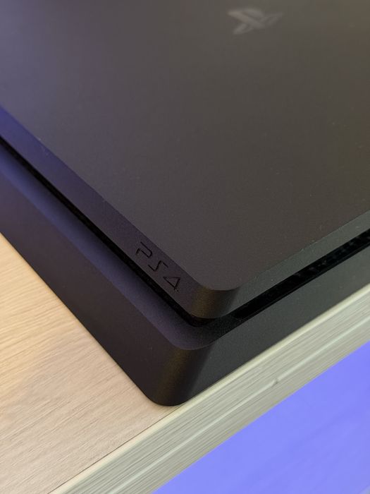 Consola Sony PlayStation 4 Slim PS4