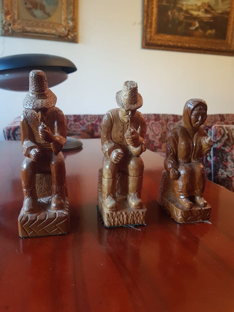 Set statuete lemn Romania