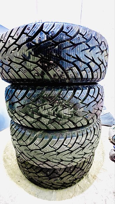 Продаю Шины зимние шипованные 205/60/16