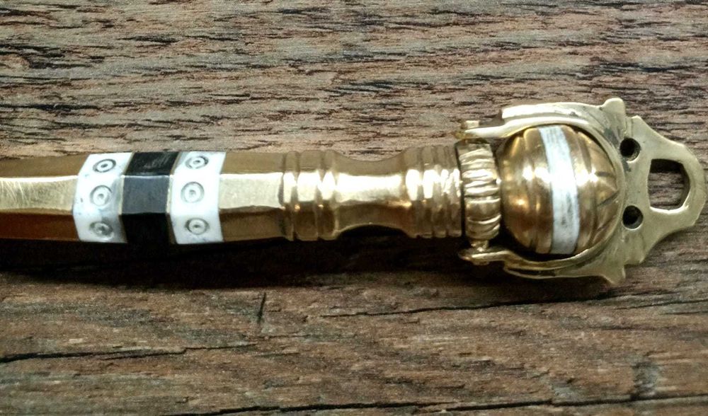 Харбия от бронз / Шомпол