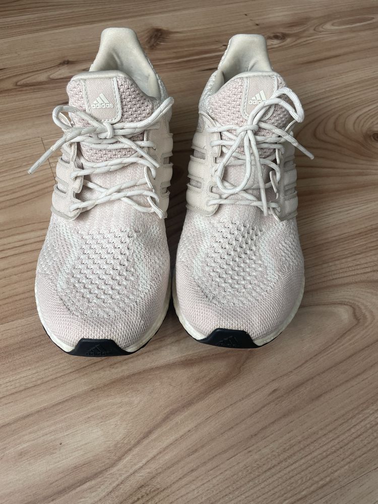 Adidas Ultra boost Comtinental/дамски спортни обувки/маратонки 40-2/3