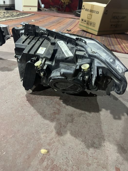 BMW F30 фара ксенон