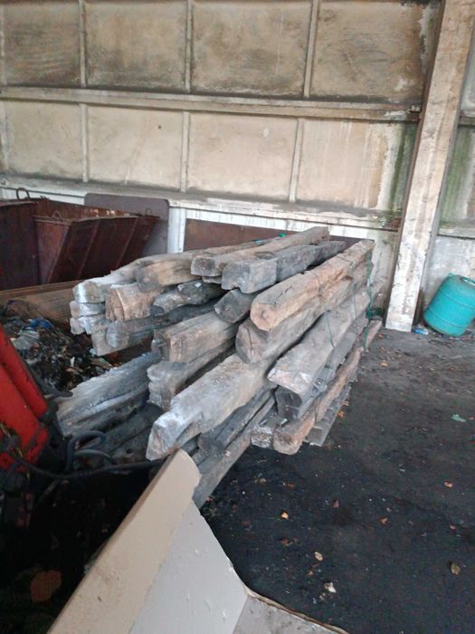 Стари греди изчистени