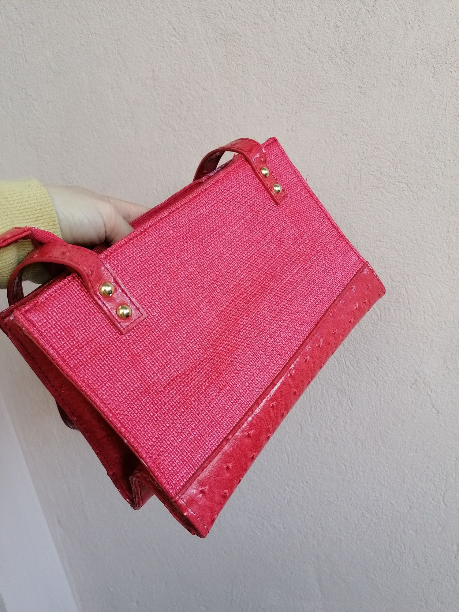 Оригинална чанта Valentino