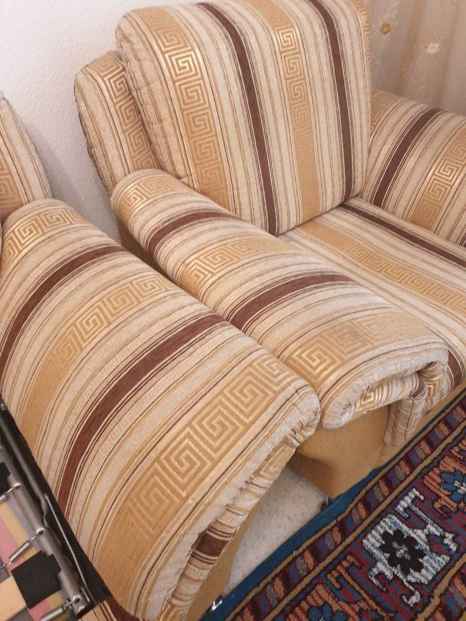 Продается диван и кресло