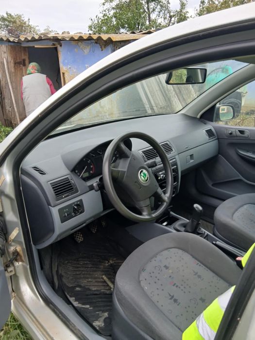 Skoda Fabia  se vinde