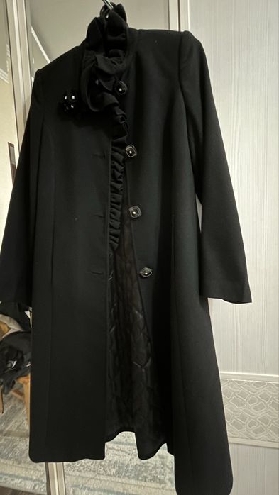 Пальто черное осеннее размер 46