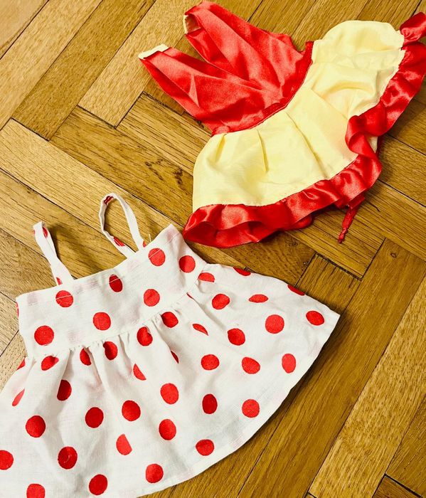 Baby Born, Bebe fetiță interactivă cu hăinuțe și accesorii