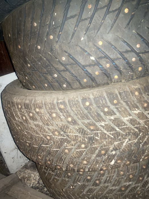 Продам зимнию резину